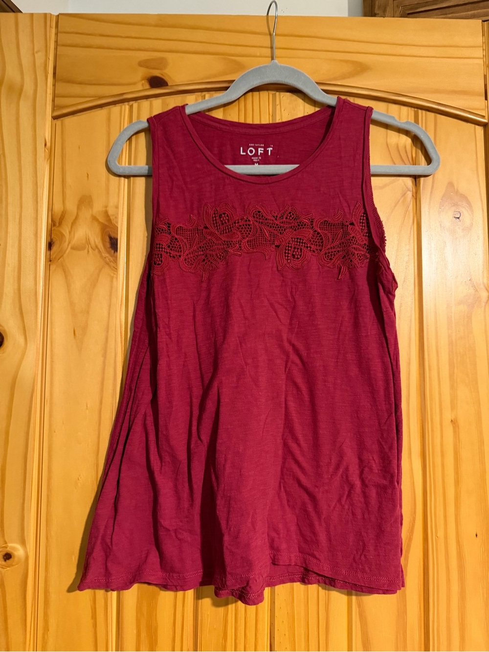 LOFT Berry Crochet-Trim Sleeveless Tank
